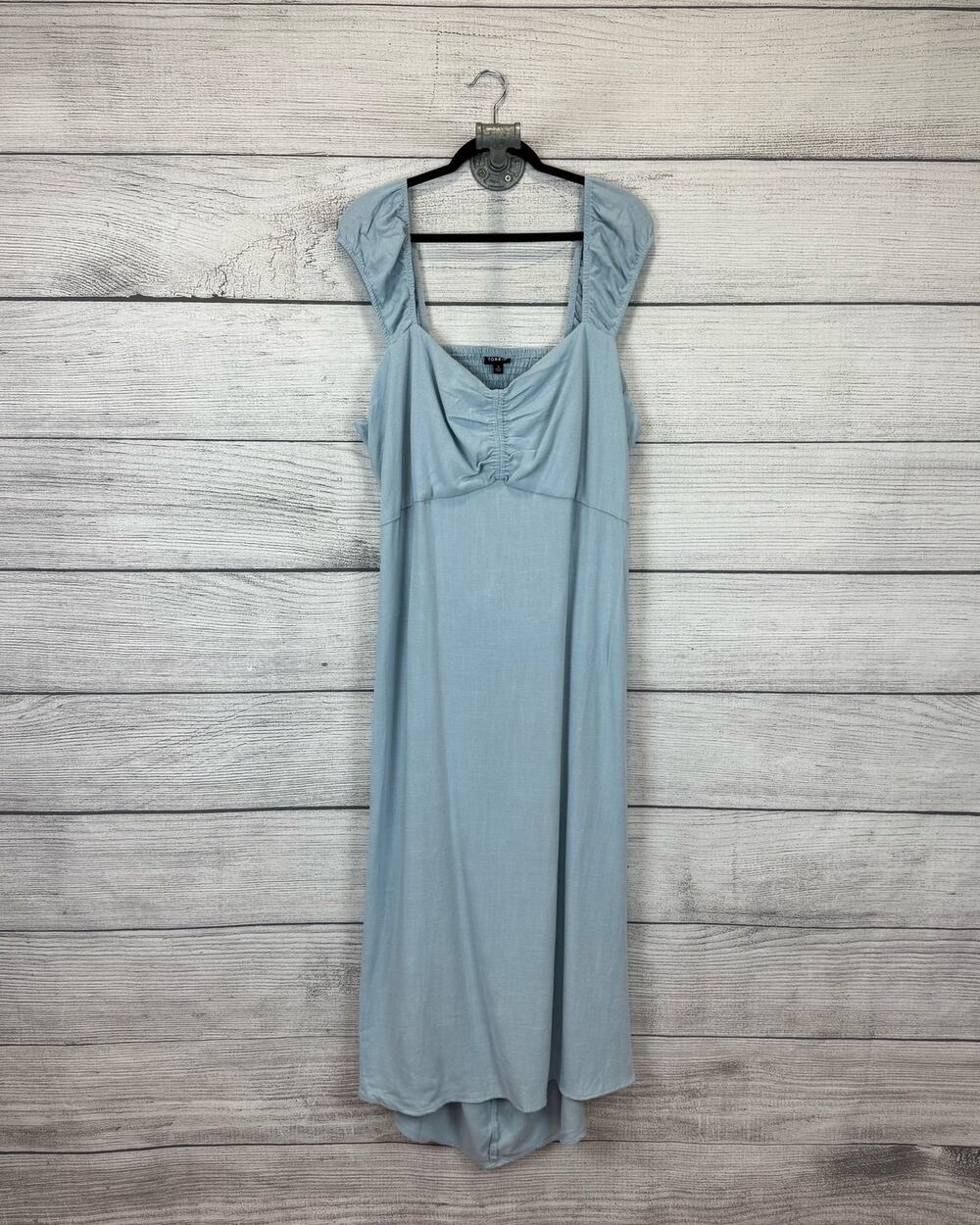 Torrid Plus Size Light Blue Chambray Ruched Front Cut Out Midi Dress Size 3X
